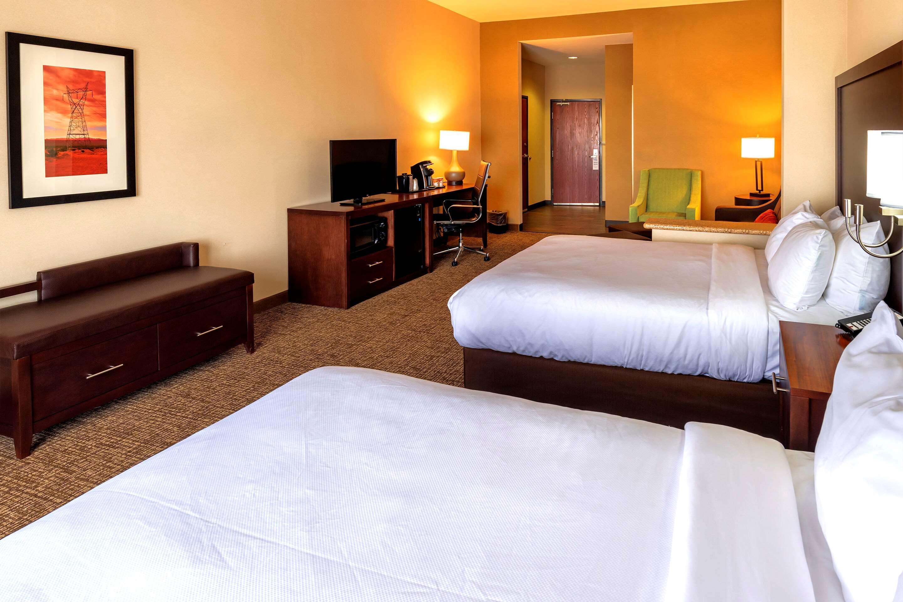 Comfort Suites Goodyear-West Phoenix Exterior foto