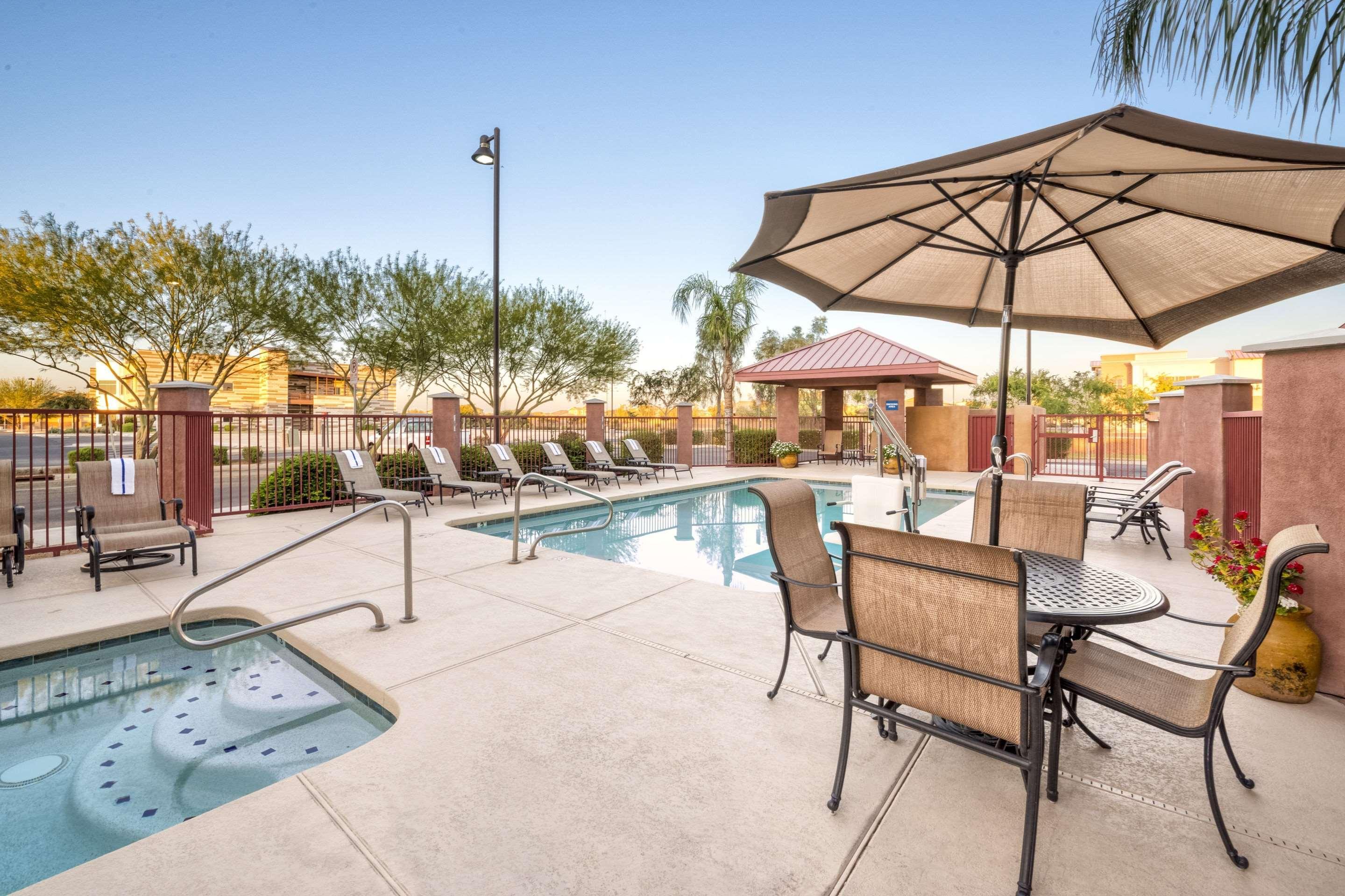 Comfort Suites Goodyear-West Phoenix Exterior foto
