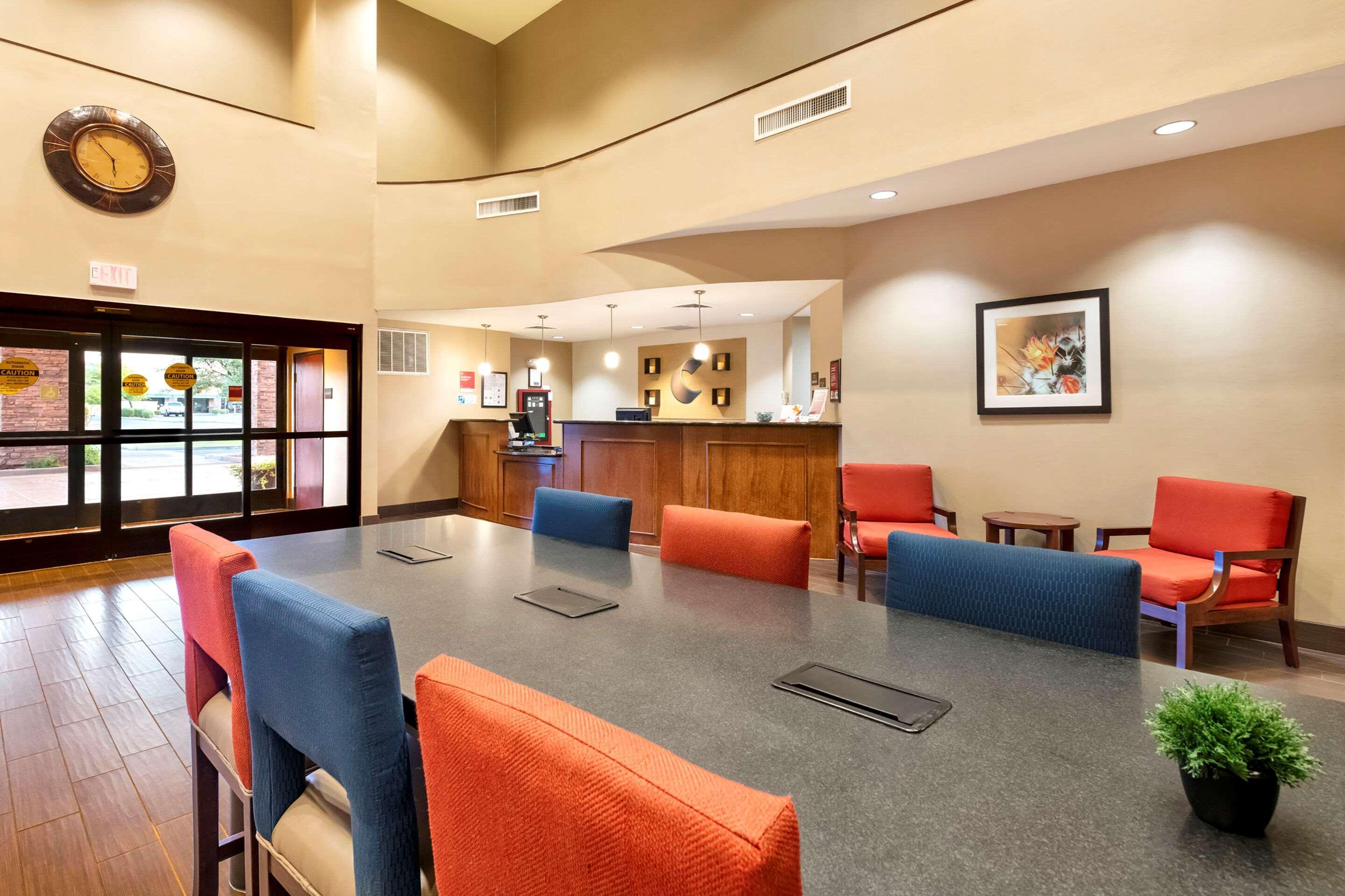 Comfort Suites Goodyear-West Phoenix Exterior foto