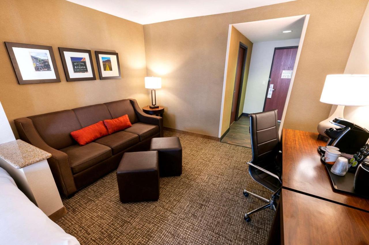 Comfort Suites Goodyear-West Phoenix Exterior foto